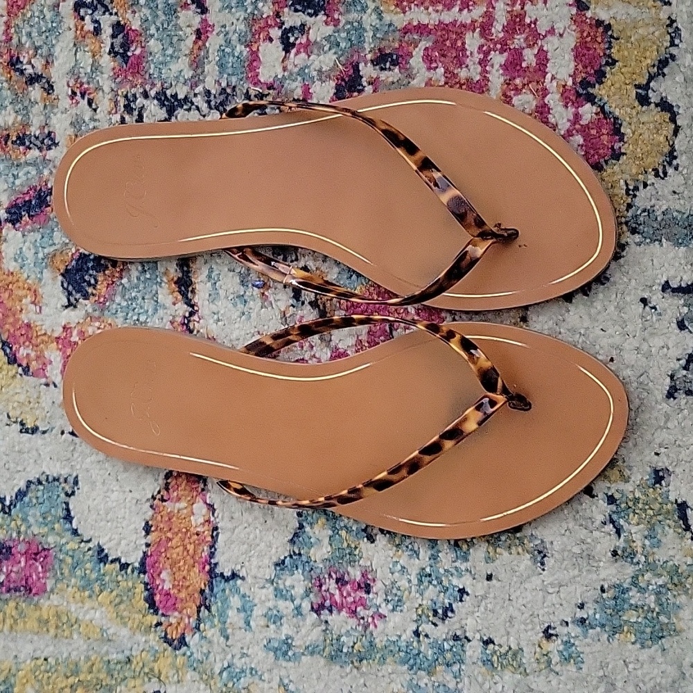 J. Crew Flip Flops Tourtise size 7 tortoise